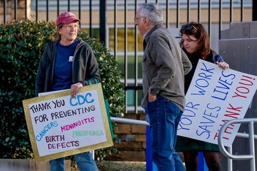 El Gobierno de Estados Unidos despide a más de 1,000 empleados de los CDC