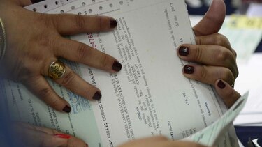 Dictan medidas cautelares a dos personas por falsificación de Cepadem