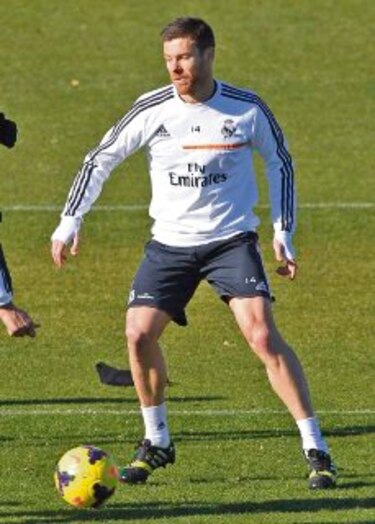 Xabi Alonso renueva con el Real Madrid