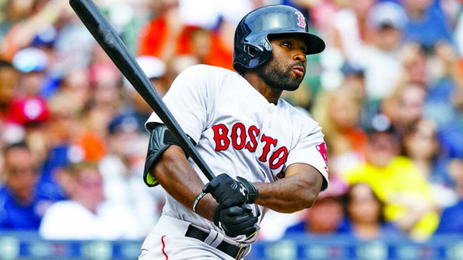 Bradley Jr. impulsa a Boston a la victoria
