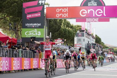 Greipel gana su tercera etapa y después abandona el Giro de Italia