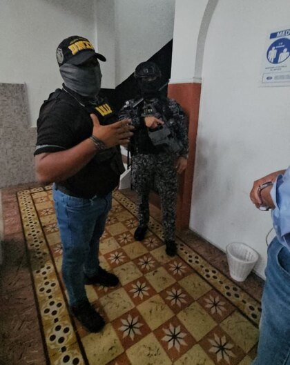 Autoridades realizan allanamientos en sedes del Suntracs