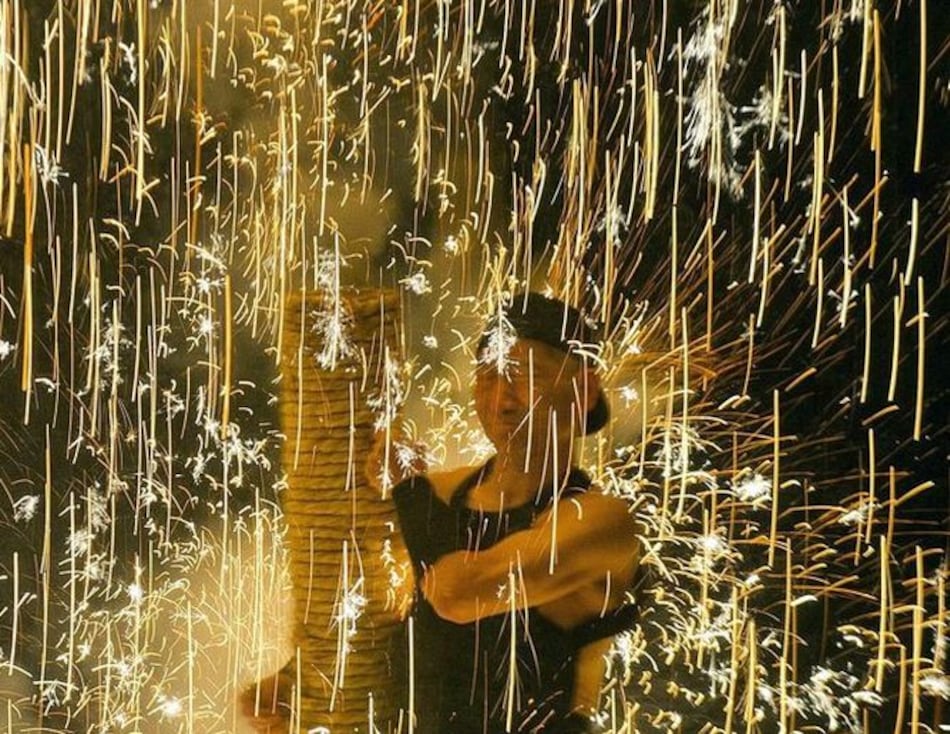 Ministerio de Salud pide a la población que evite que menores usen fuegos artificiales