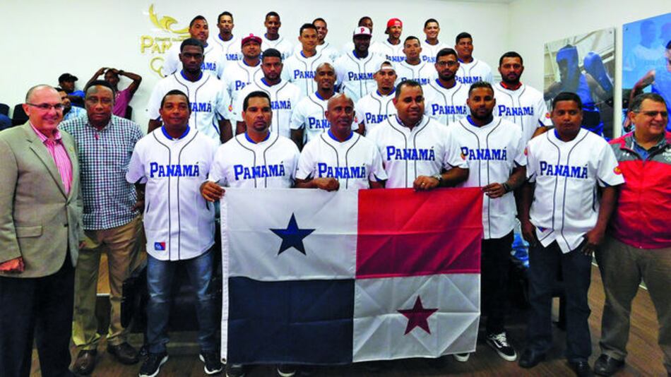 Panamá sale en busca del oro