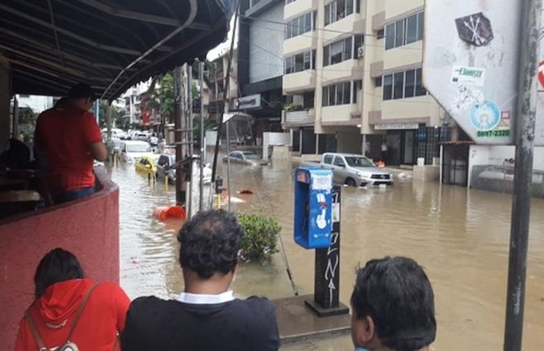 Se inundan 11 vías de la ciudad capital