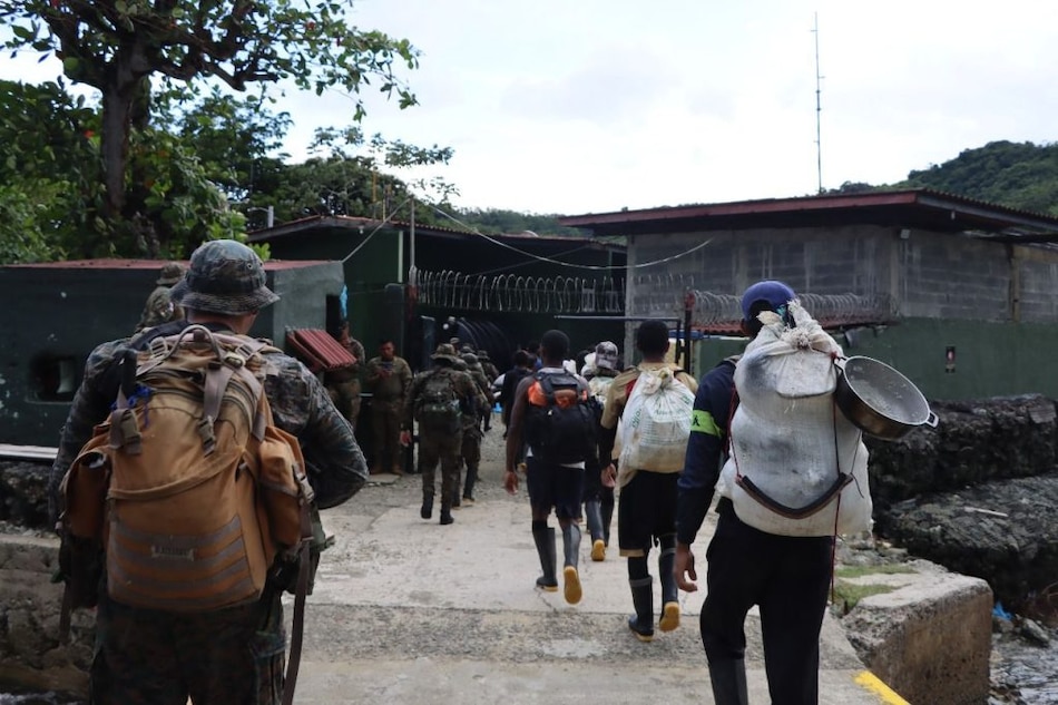 El Clan del Golfo cambia el tráfico de migrantes por la minería ilegal para compensar pérdidas