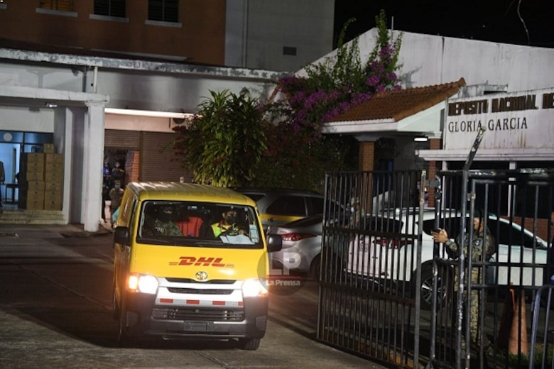 Finalmente: llegó a Panamá el primer lote de las vacunas contra la Covid-19