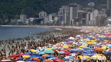 Tres millones de personas recibirán el Año Nuevo en la playa carioca de Copacabana