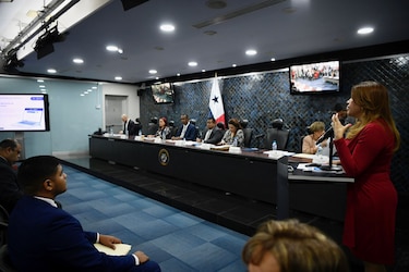 La Asamblea insiste con el debate del proyecto que mutila la ley de transparencia