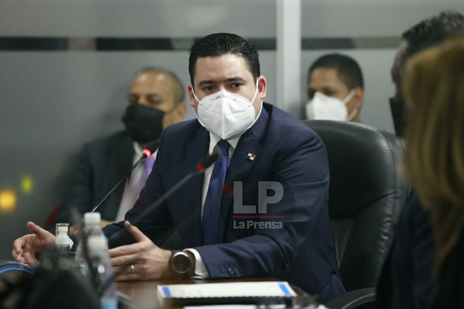 Vicepresidente Carrizo justifica el velo a las actas del Consejo de Gabinete