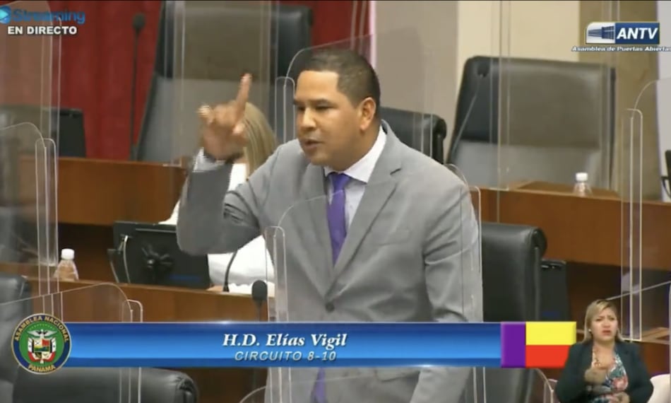 El exdiputado Elías Vigil es detenido por la Policía