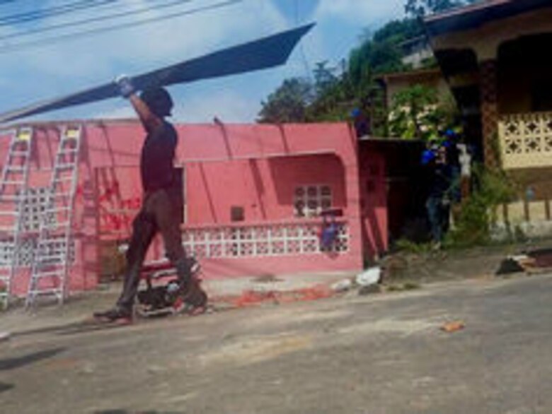 Empieza la demolición de viviendas en Samaria