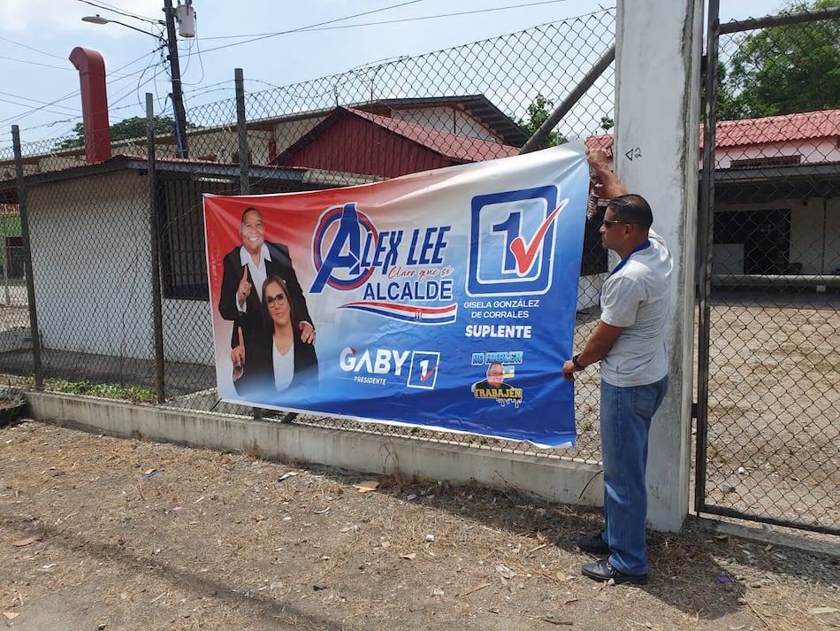 Tribunal Electoral remueve propaganda política