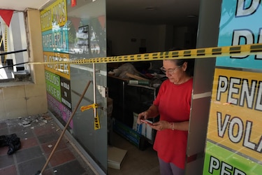 Cali intenta retomar sus actividades mientras reconstruye sus calles y enfrenta el duelo