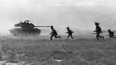 La increíble historia del niño de 12 años que fotografió la Guerra de Vietnam