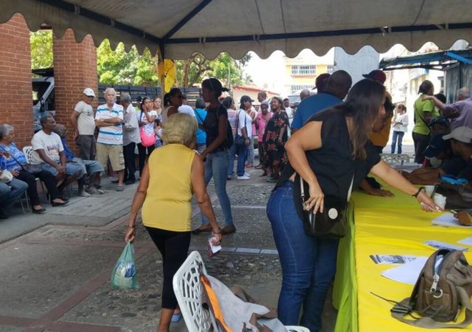 Opositores venezolanos eligen candidatos a gobernadores