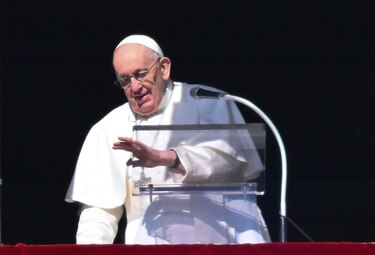 El papa confiesa su dolor por la condena a obispo nicaragüense y pide diálogo