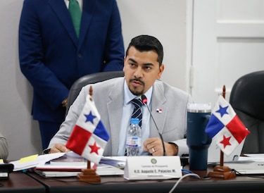 La Comisión de Presupuesto rechaza unánimemente los traslados de partidas solicitados por la Unachi