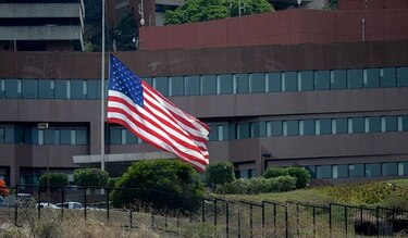 Estados Unidos exige a dos diplomáticos de Venezuela abandonar el país en 48 horas