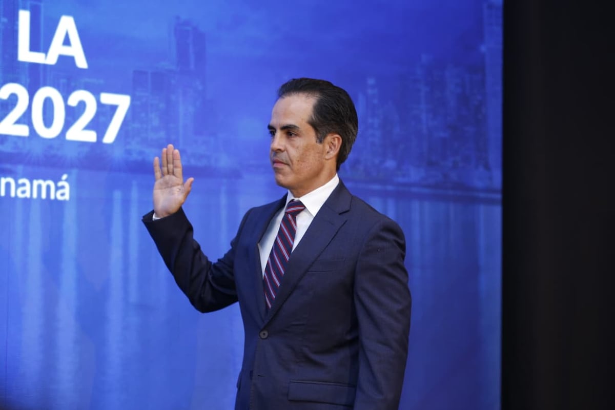 Lucha contra la Corrupción, empleo y mina: los retos del país advierte Aurelio Barría Pino al asumir la Cámara de Comercio