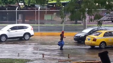 Enfrentamientos en la Universidad de Panamá; caos vehicular en la ciudad