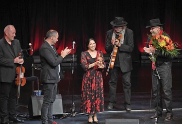 Monika Lakatos, la voz de los gitanos