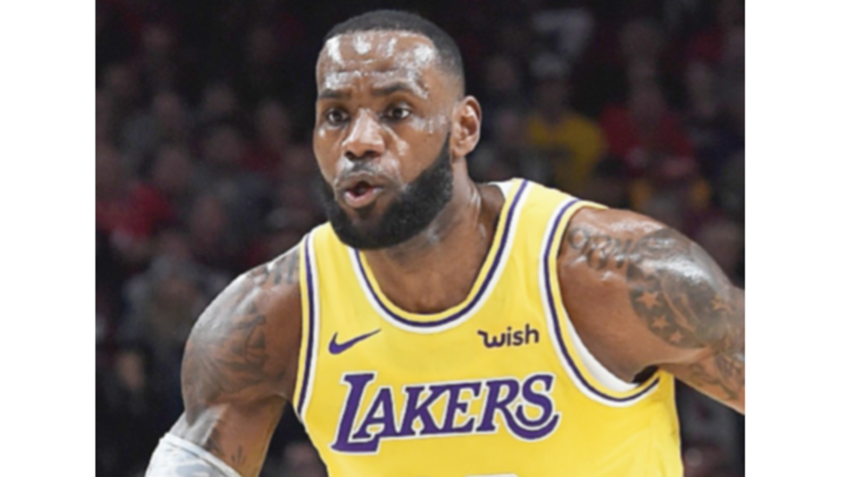 LeBron James recibe luz verde para volver a entrenar