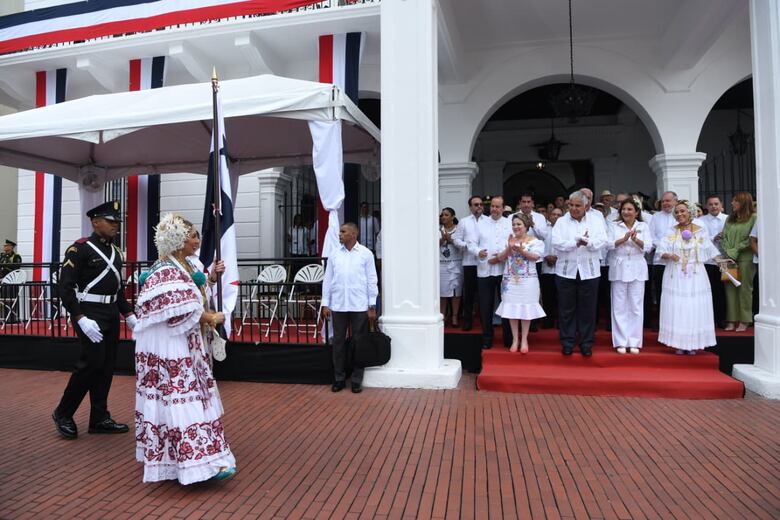 Panamá celebra el Día de los Símbolos Patrios con desfiles en el Casco Antiguo y Vía España