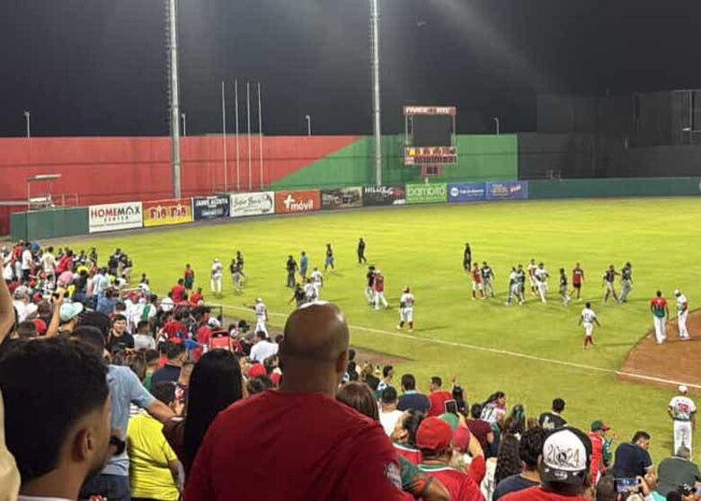 Batalla campal opaca triunfo de Bocas del Toro sobre Chiriquí en el Kenny Serracín
