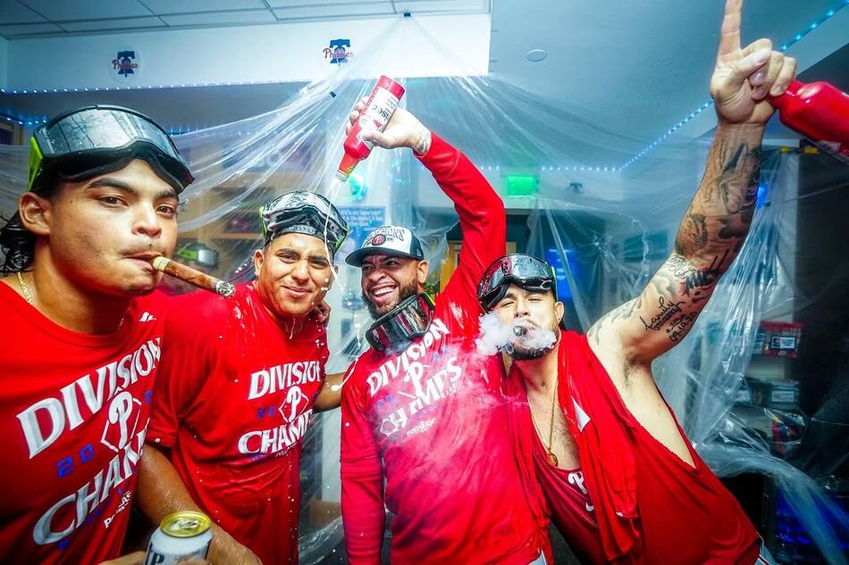 Panameño Edmundo Sosa celebra su segundo título divisional con los Phillies
