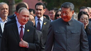 La curiosa charla sobre trasplantes de órganos e inmortalidad que tuvieron Putin y Xi y que captó un micrófono durante su encuentro en China