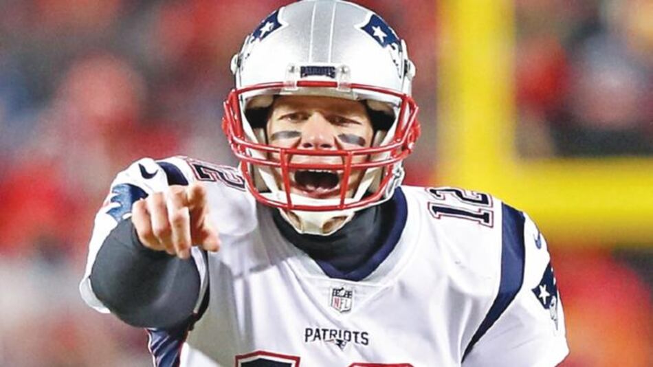 Brady agranda su leyenda; Patriots se miden con los Rams