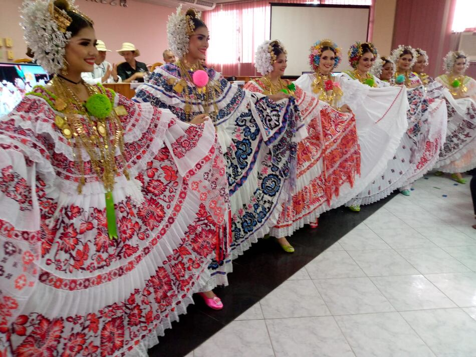 Eskildsen: Desfile de las Mil Polleras generaría un impacto económico de unos 25 millones de dólares