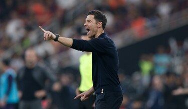 Xabi Alonso sale del Real Madrid por ‘mutuo acuerdo’ y Arbeloa toma el cargo