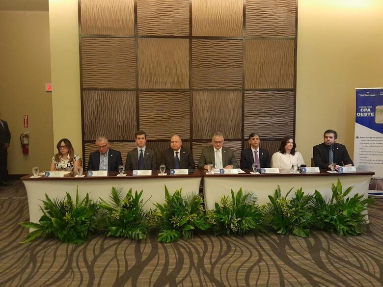 Tres consorcios en carrera por millonario proyecto de construcción de la carretera Panamericana Oeste