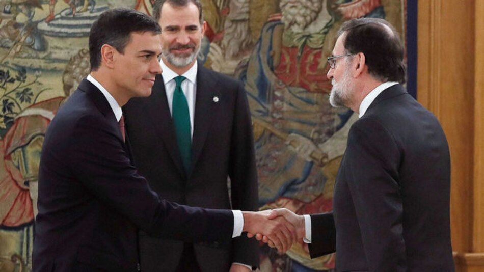 Juramentan a Pedro Sánchez como presidente del gobierno de España