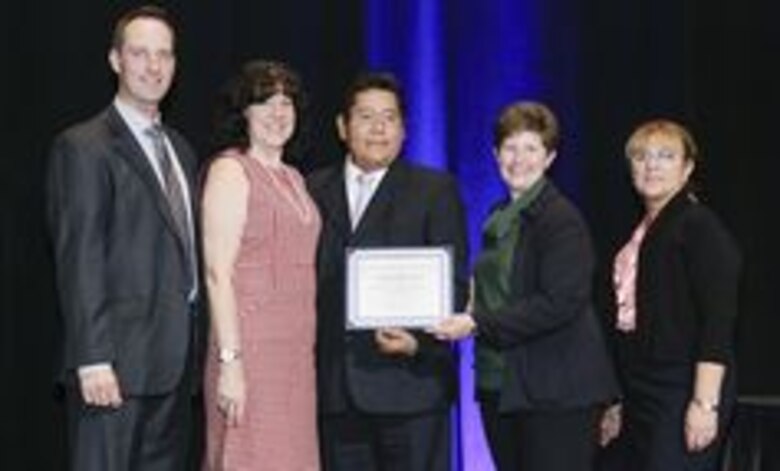 Estudio científico liderado por panameño gana premio internacional