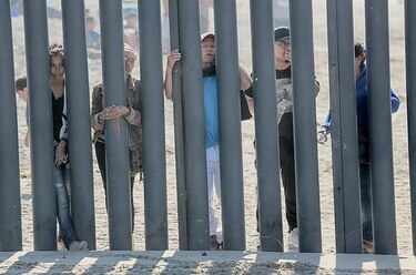 EU regresaría migrantes a México mientras analiza pedidos de asilo