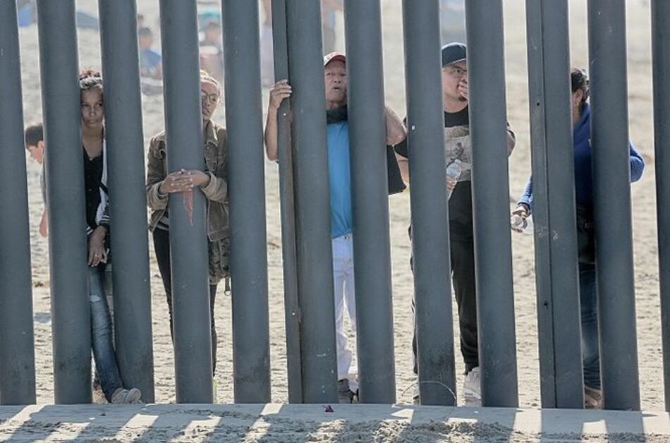 EU regresaría migrantes a México mientras analiza pedidos de asilo