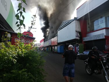 Se incendia un almacén en David, Chiriquí