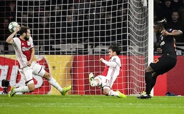 Chelsea logra valiosa victoria como visitante sobre el Ajax