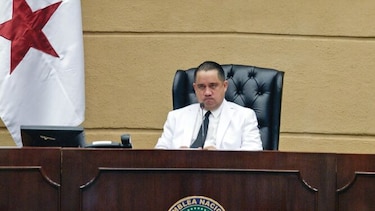 Presidente de la Asamblea viajó a Nueva York, Estados Unidos