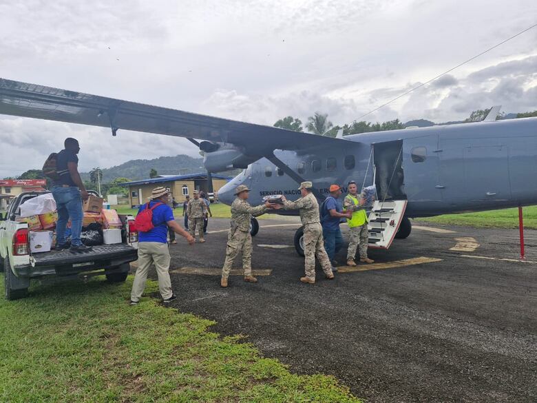Bloqueos persisten en Bocas del Toro pese a despliegue de Operación Omega