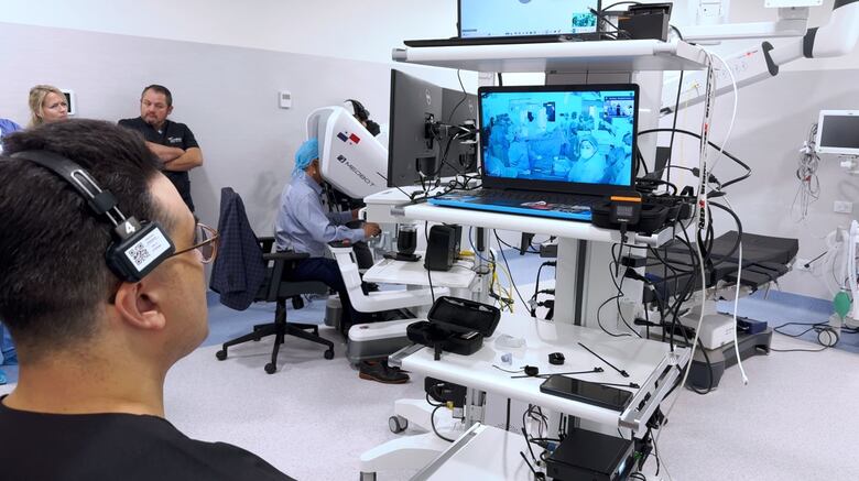 Panamá ejecuta su primera cirugía robótica a distancia