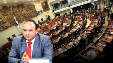 RM y Seguimos cortejan al diputado Carlos Saldaña tras su expulsión de Vamos