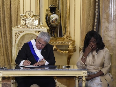 Gabinete de Mulino es juramentado en el Palacio de las Garzas