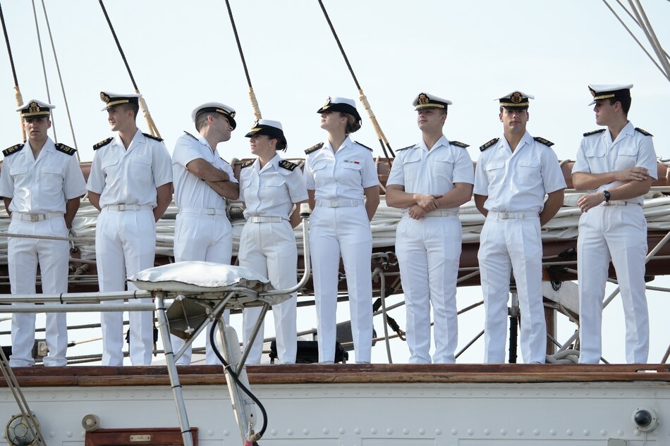 El buque escuela Juan Sebastián Elcano zarpa hacia Panamá con la princesa Leonor de España a bordo