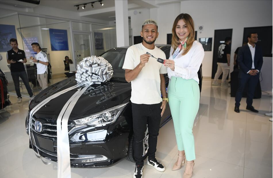 Víctor ‘Lipo’ Ávila ya tiene su auto Changan