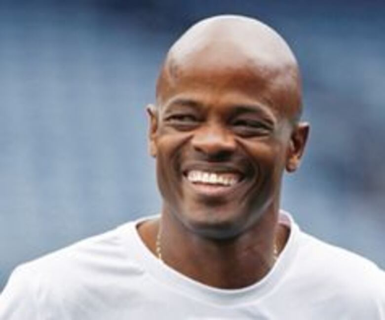 Julio Dely Valdés sigue dispuesto para Panamá