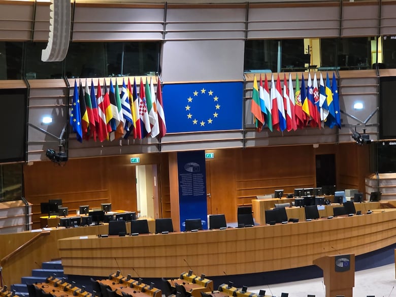 Panamá podría salir pronto de la lista de alto riesgo de blanqueo de capitales de la UE